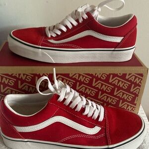 Old Skool Rqcing Red/ True White size 7.5 Mens 9.0 Women’s in box like new